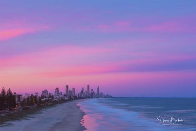 pink sunset surfers paradise beach gold coast