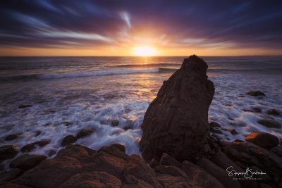 rock sunrise ocean burleigh heads gold coast
