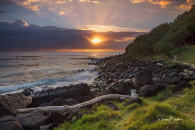 sun rays rocks burleigh heads gold coast